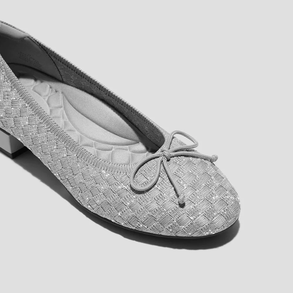 Vivaia Round-Toe Small Bow Block Heels (Bianca) - Picture 6 of 16